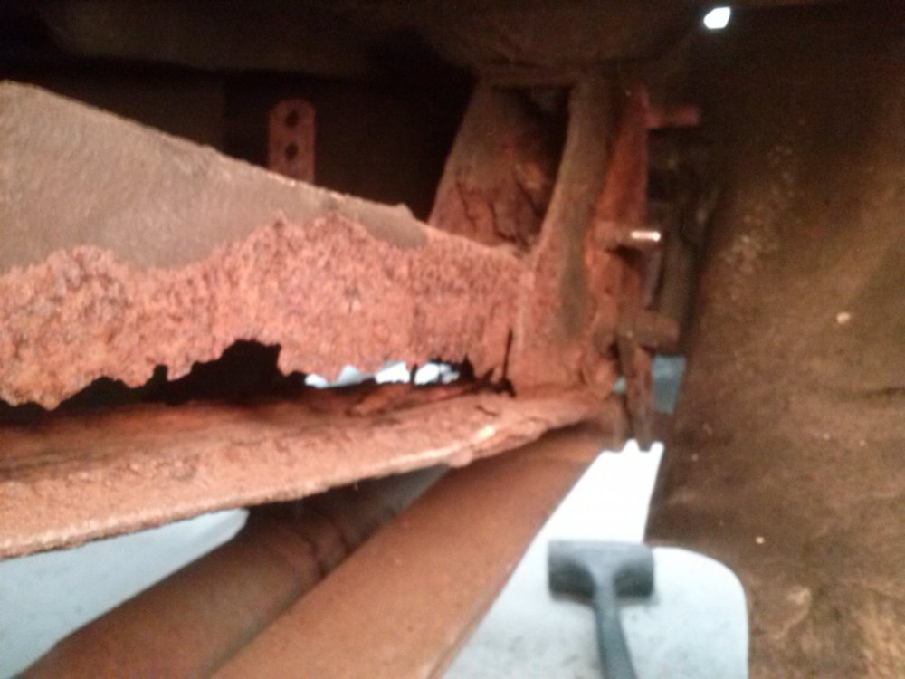 20. Wed 30Sep15 Rear end corrosion.jpg